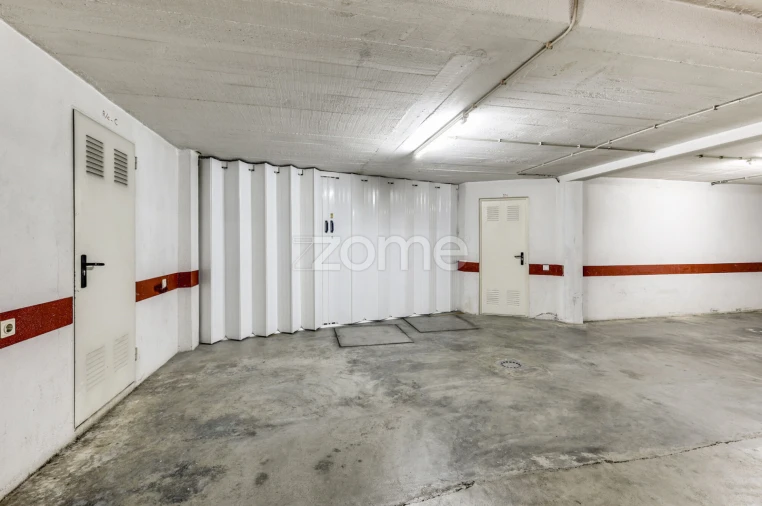 Apartamento T2 para Venda em São Domingos de Rana Foto 19