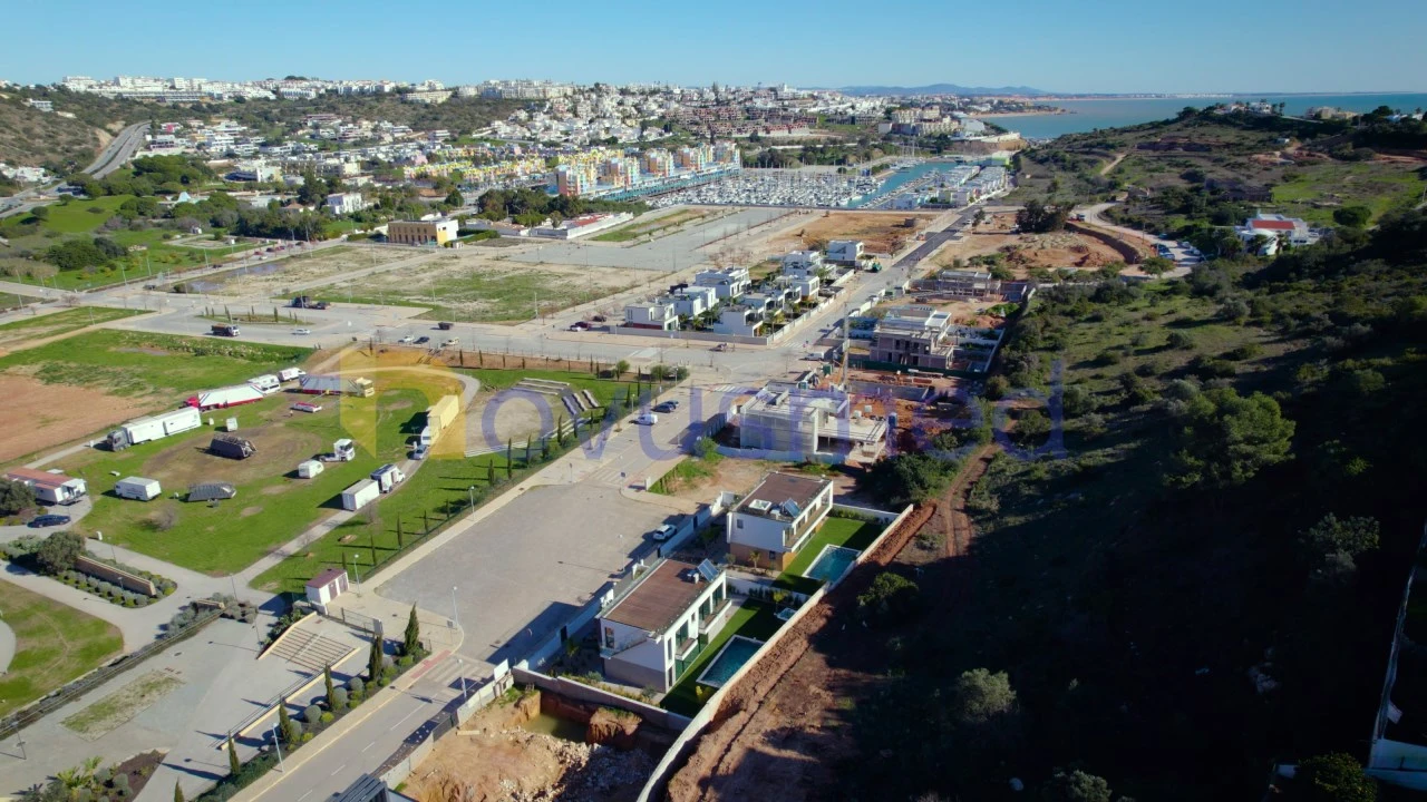 Moradia T4 para Venda em Albufeira e Olhos de Água Foto 52