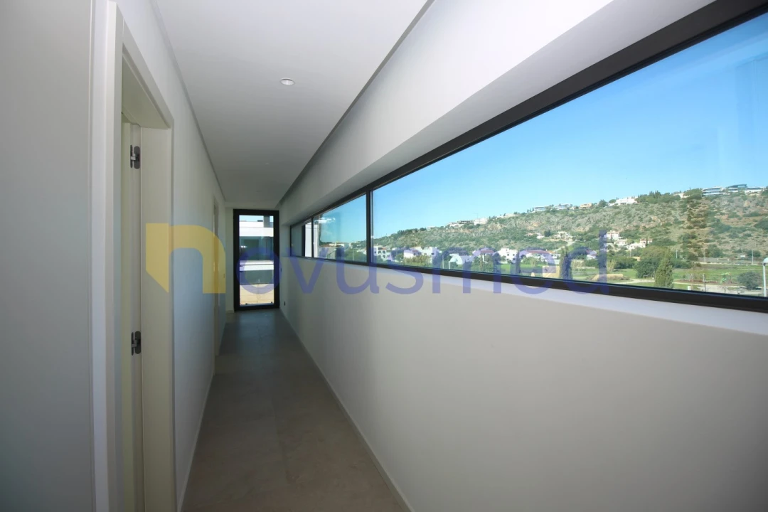 Moradia T4 para Venda em Albufeira e Olhos de Água Foto 40