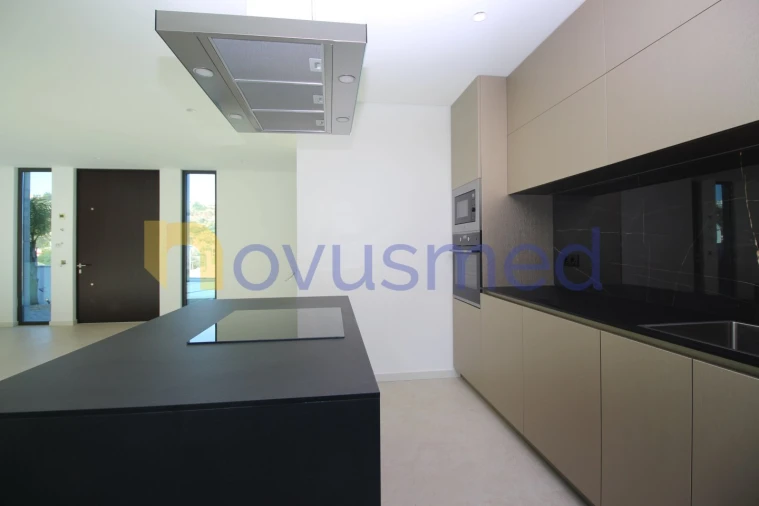 Moradia T4 para Venda em Albufeira e Olhos de Água Foto 15