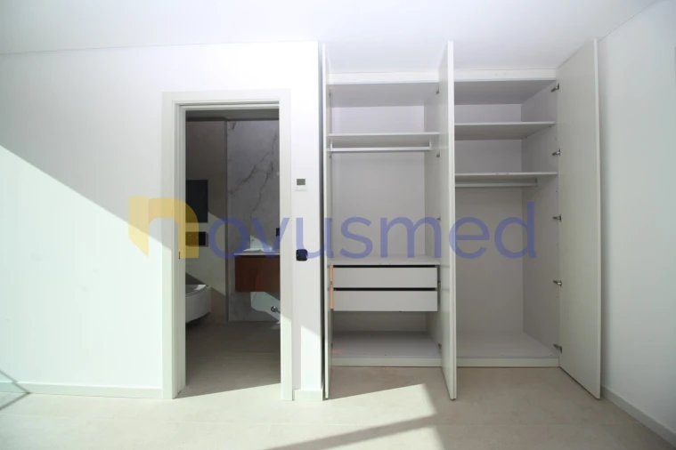 Moradia T4 para Venda em Albufeira e Olhos de Água Foto 35