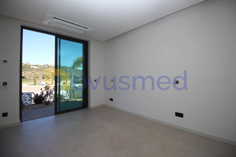 Moradia T4 para Venda em Albufeira e Olhos de Água Foto 48