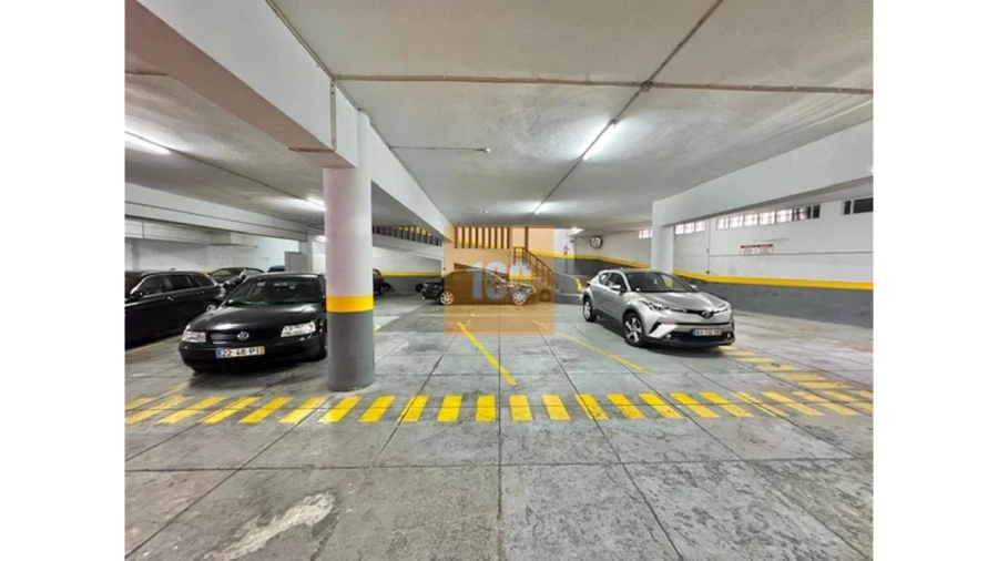 Garagem para Venda em Bonfim Foto 12