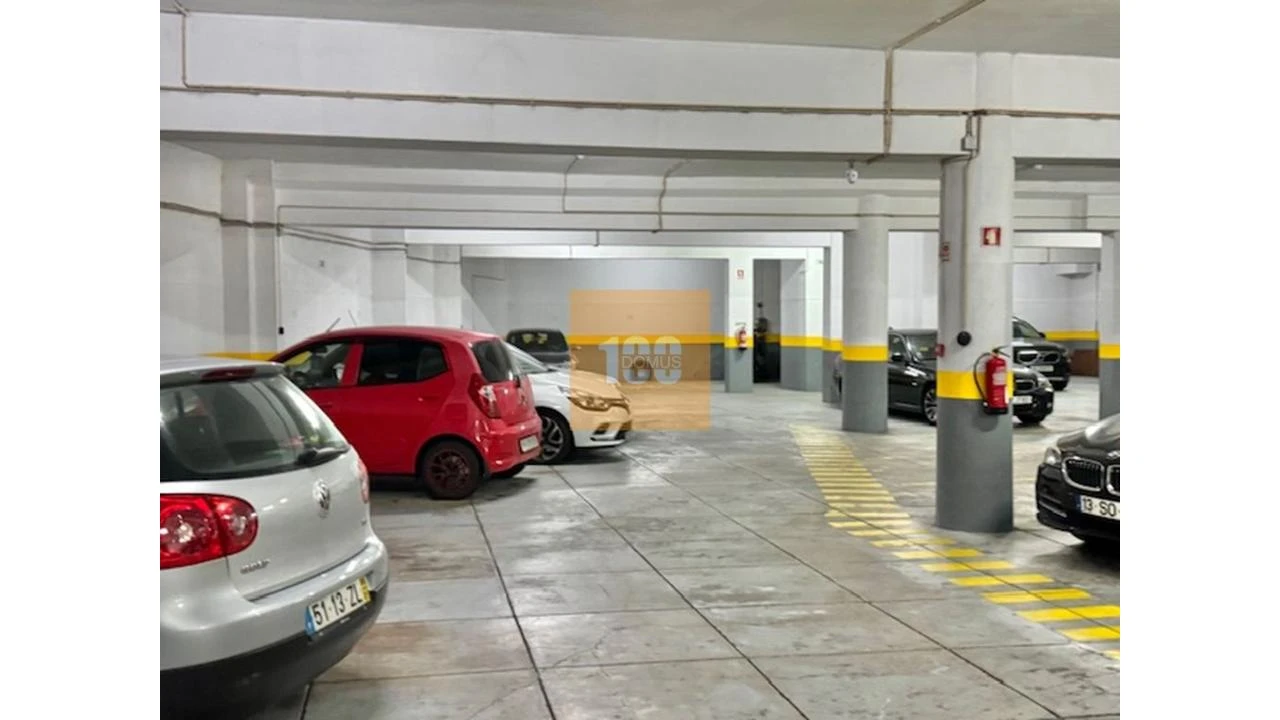 Garagem para Venda em Bonfim Foto 9