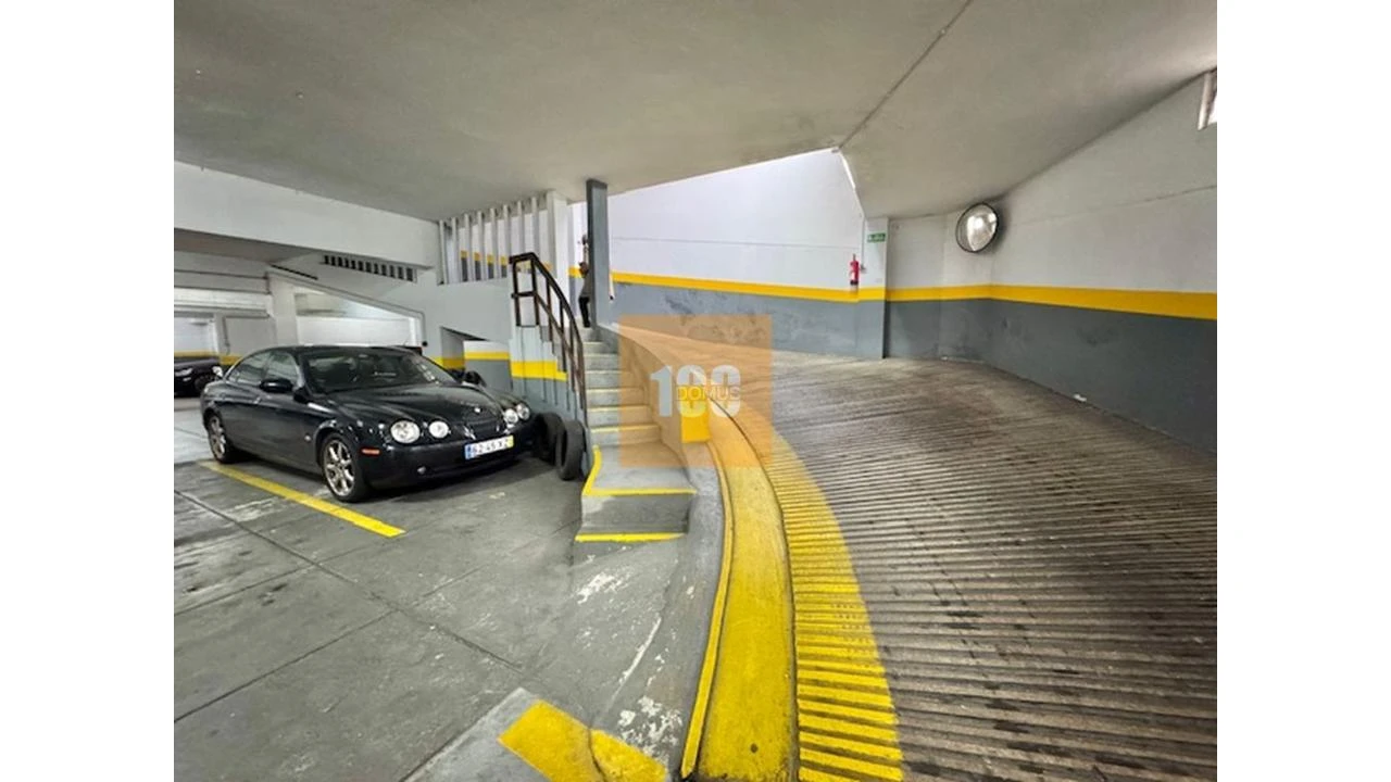 Garagem para Venda em Bonfim Foto 16