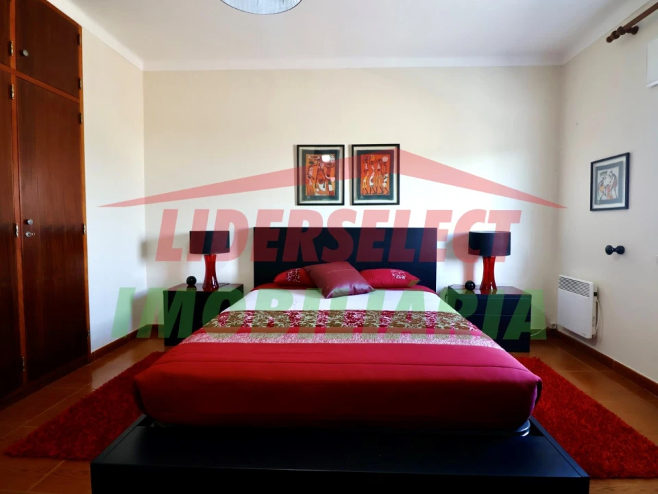 Moradia T4 para Venda em A dos Cunhados e Maceira Foto 26