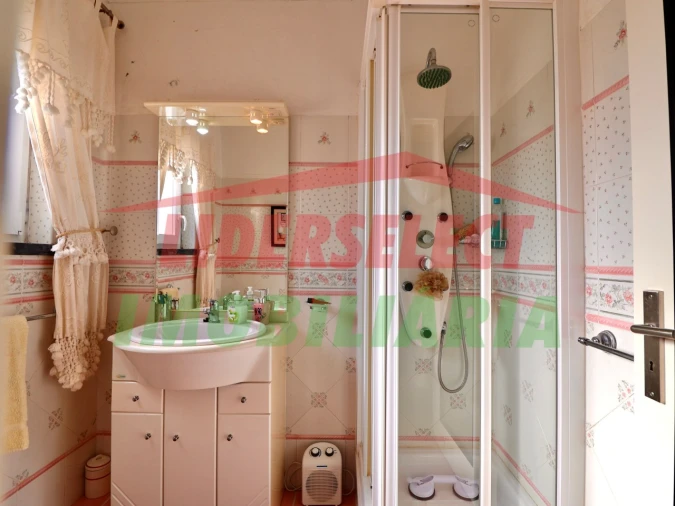 Moradia T4 para Venda em A dos Cunhados e Maceira Foto 21