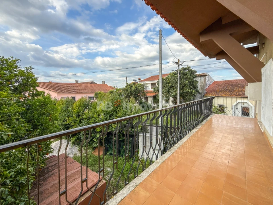 Moradia T4 para Venda em Paialvo Foto 4