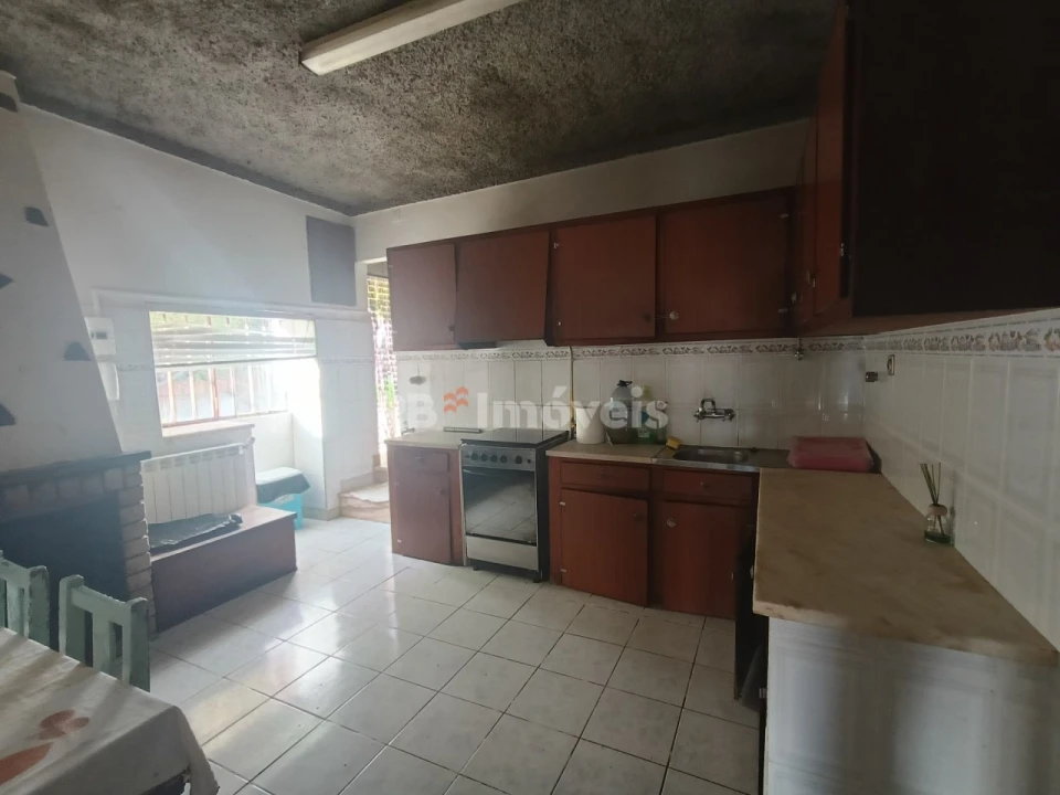 Moradia T2 para Venda em Além da Ribeira e Pedreira Foto 17