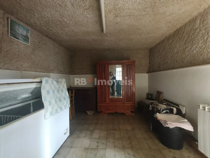 Moradia T2 para Venda em Além da Ribeira e Pedreira Foto 24