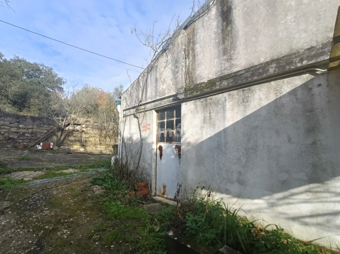 Moradia T2 para Venda em Além da Ribeira e Pedreira Foto 27