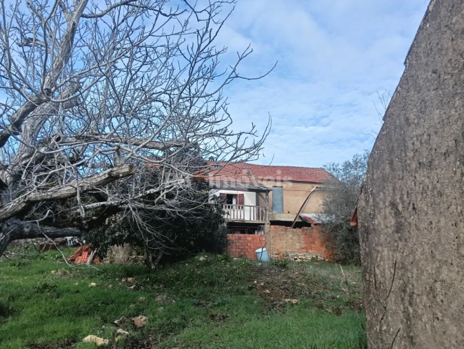 Moradia T2 para Venda em Além da Ribeira e Pedreira Foto 43