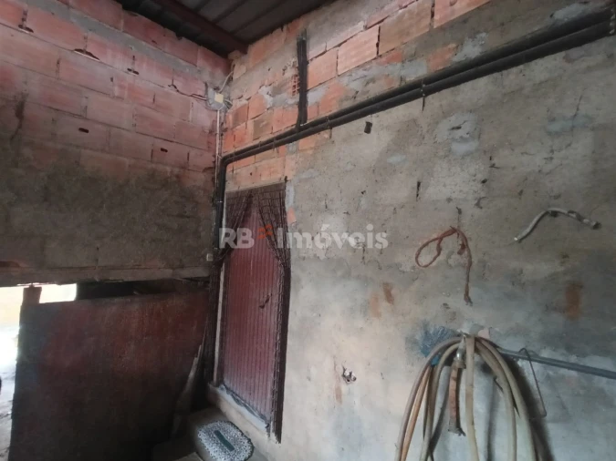 Moradia T2 para Venda em Além da Ribeira e Pedreira Foto 46