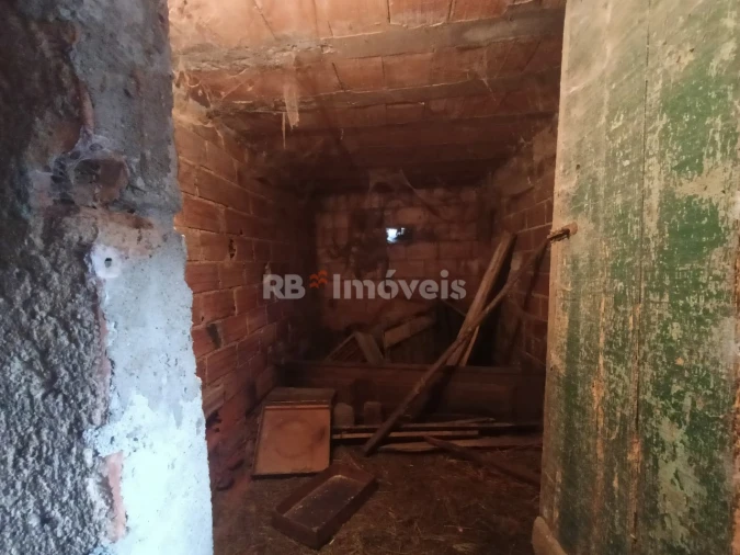 Moradia T2 para Venda em Além da Ribeira e Pedreira Foto 49