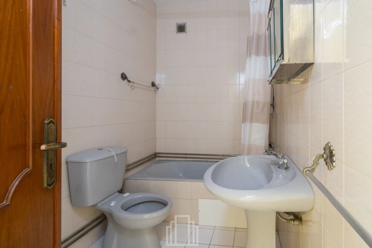 Apartamento T3 para Venda em Ovar, São João, Arada e São Vicente de Pereira Jusã Foto 11