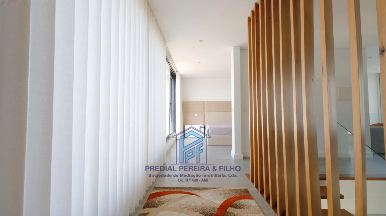 Moradia T5 para Venda em Rio Tinto Foto 30