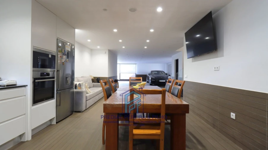 Moradia T5 para Venda em Rio Tinto Foto 9