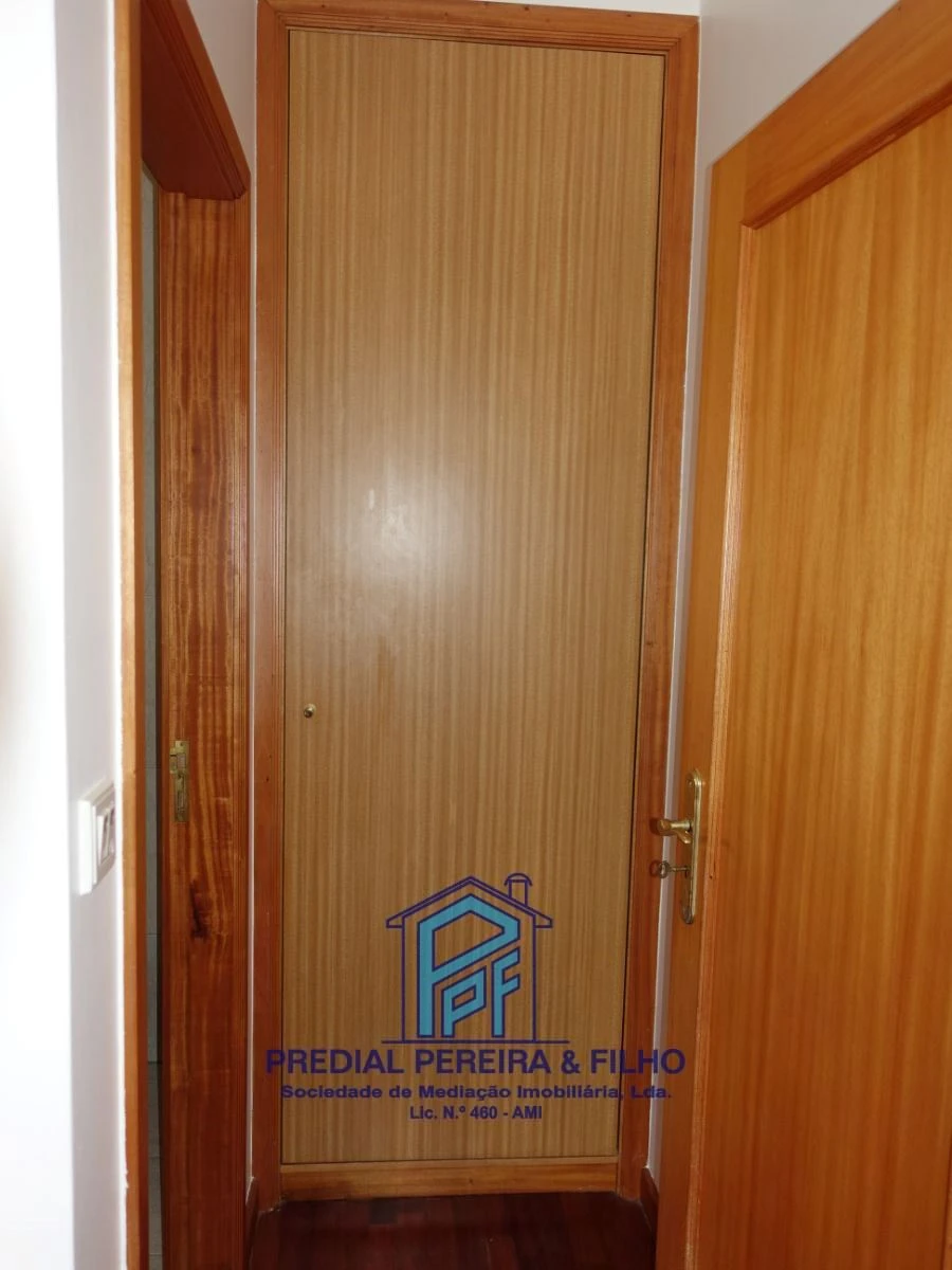 Apartamento T2 para Arrendamento em Rio Tinto Foto 17