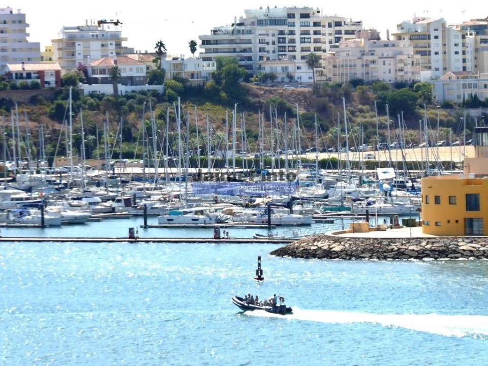 Terreno P/ Prédio para Venda em Ferragudo Foto 6