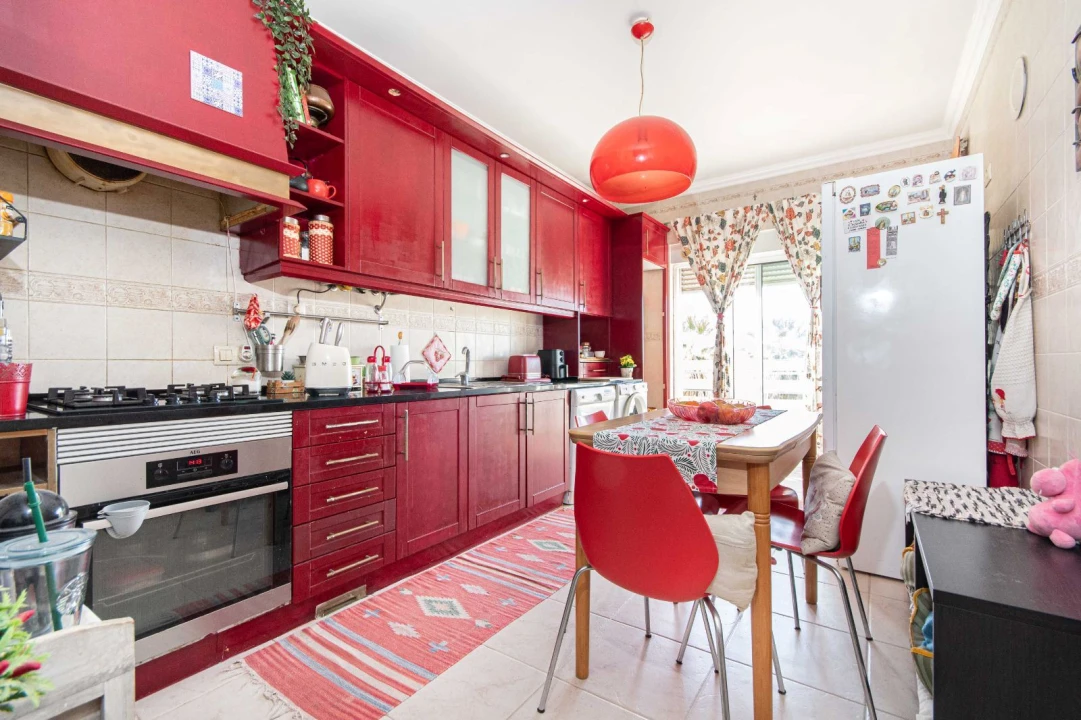 Apartamento T4 para Venda em Atalaia e Alto Estanqueiro-Jardia Foto 7