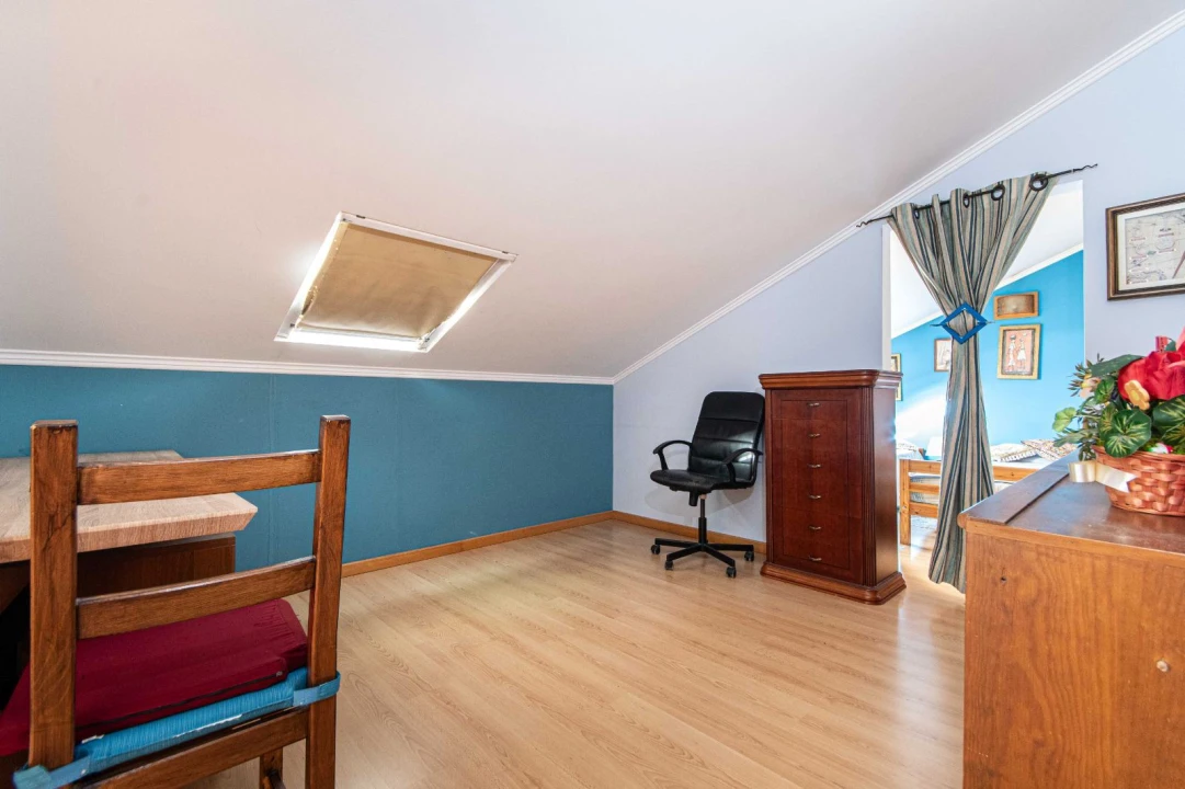 Apartamento T4 para Venda em Atalaia e Alto Estanqueiro-Jardia Foto 11