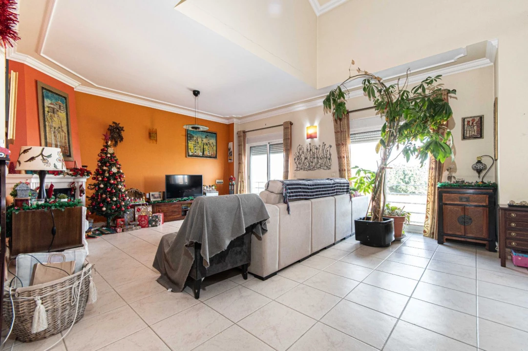 Apartamento T4 para Venda em Atalaia e Alto Estanqueiro-Jardia Foto 20