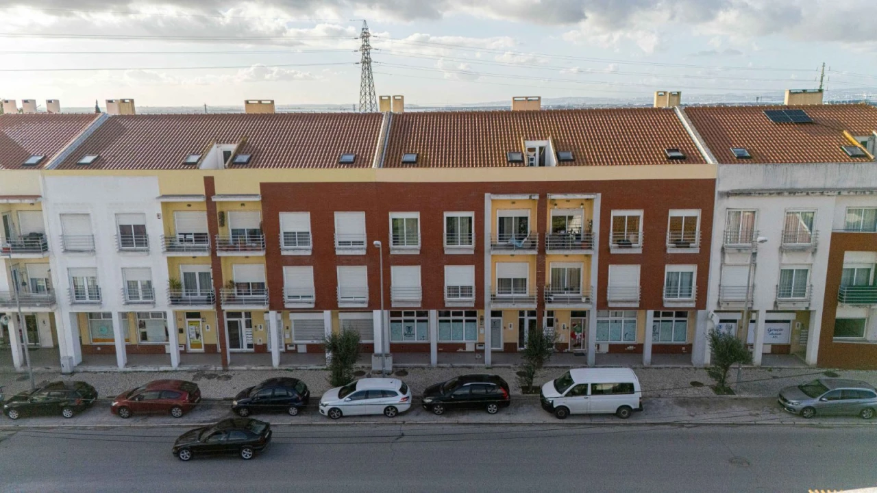 Apartamento T4 para Venda em Atalaia e Alto Estanqueiro-Jardia Foto 27