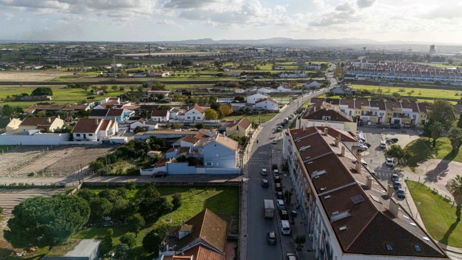 Apartamento T4 para Venda em Atalaia e Alto Estanqueiro-Jardia Foto 30