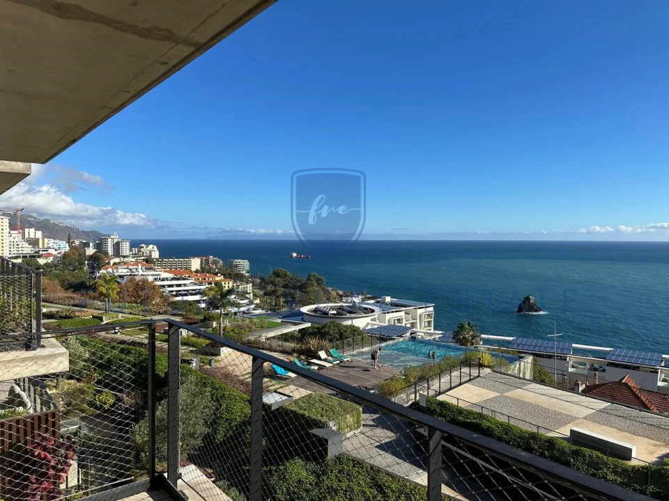 Apartamento T2 para Venda em São Martinho Foto 1