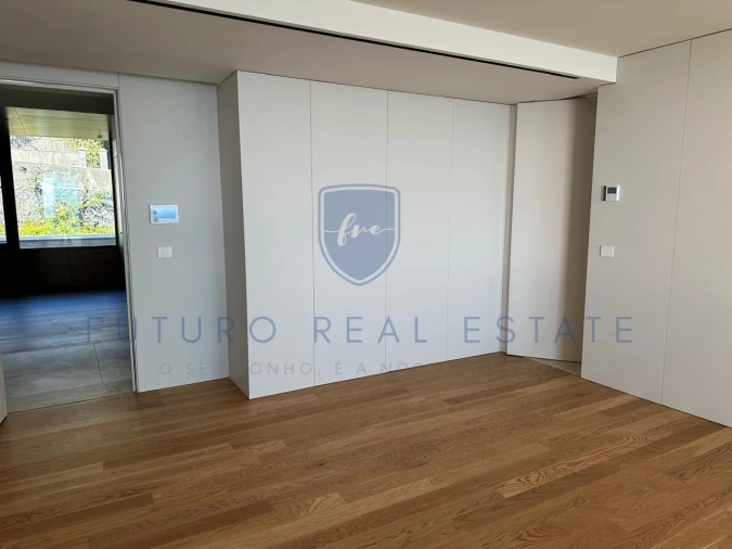 Apartamento T2 para Venda em São Martinho Foto 5