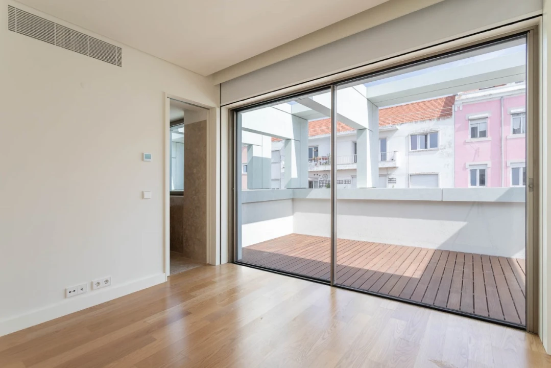 Moradia T5 para Venda em Alcantara Foto 59