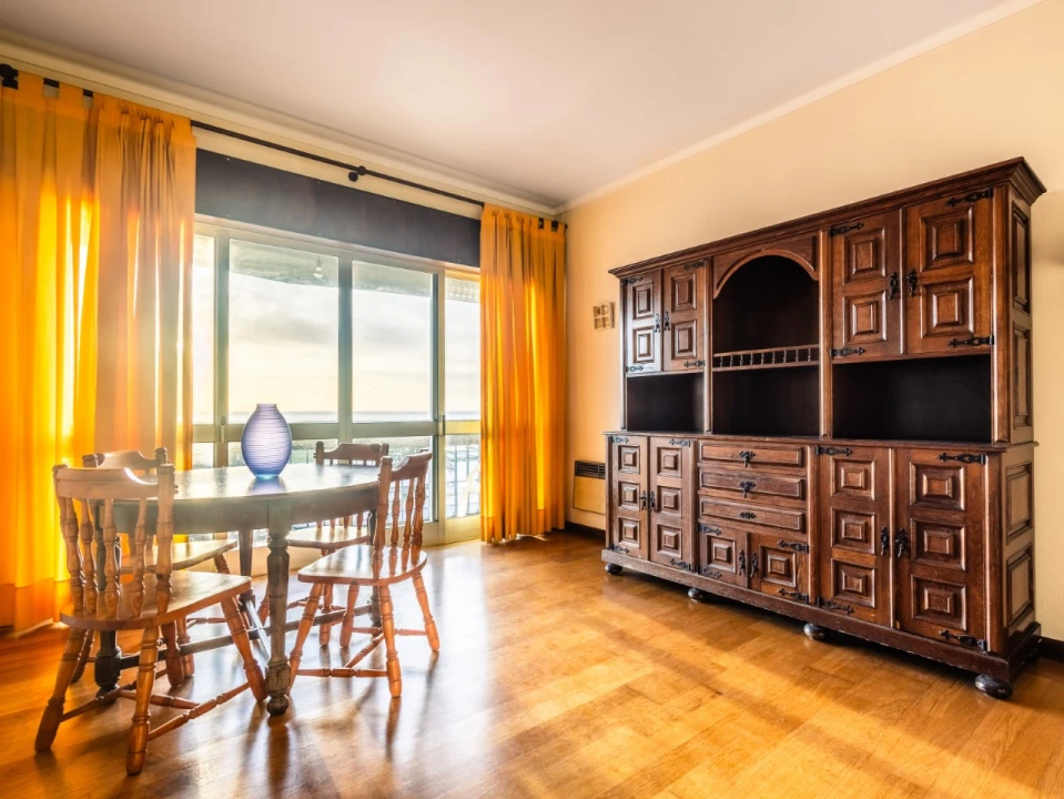 Apartamento T2 para Venda em Buarcos Foto 2