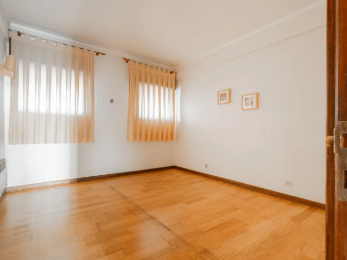 Apartamento T2 para Venda em Buarcos Foto 12