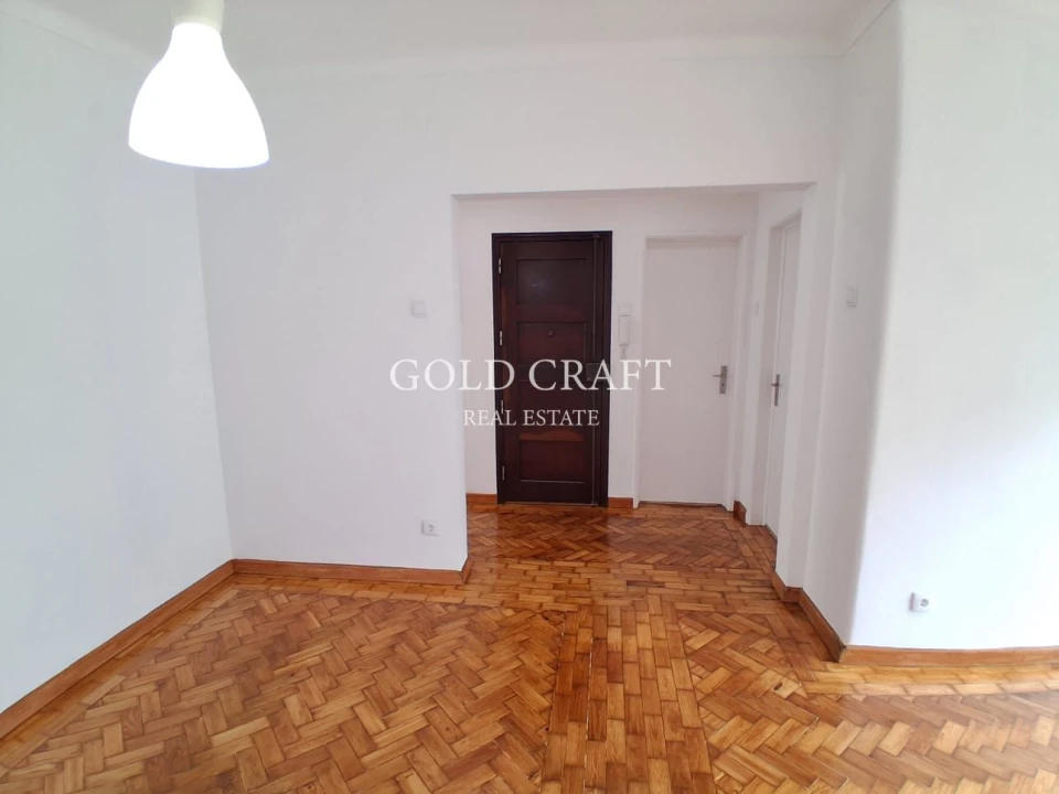 Apartamento T2 para Venda em Queluz e Belas Foto 6