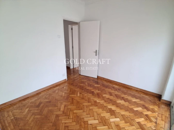 Apartamento T2 para Venda em Queluz e Belas Foto 16