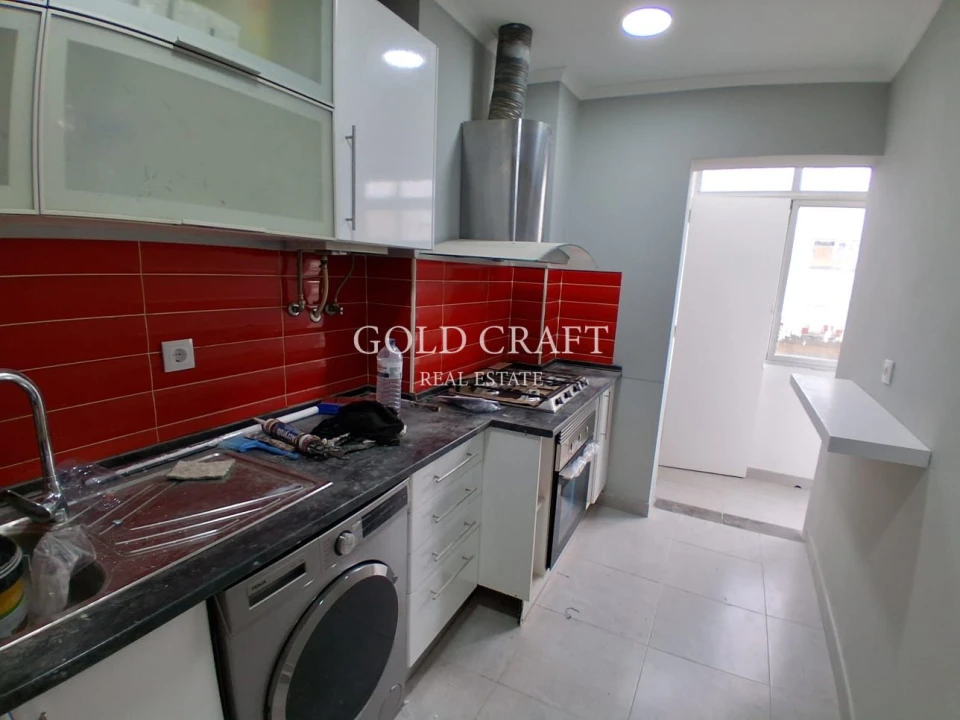 Apartamento T2 para Venda em Queluz e Belas Foto 19