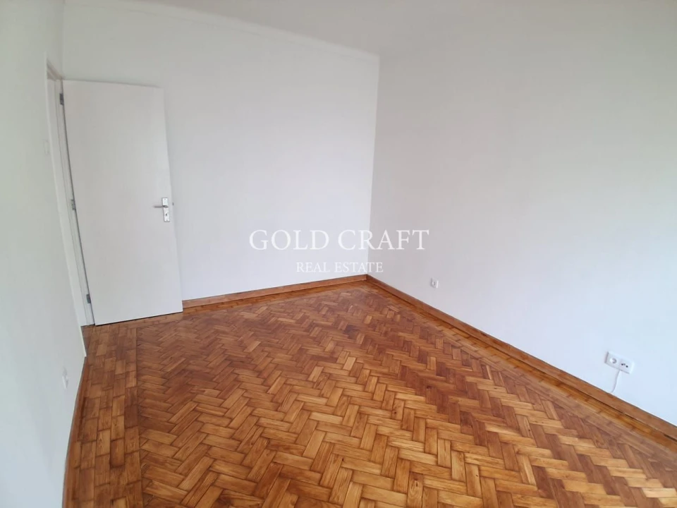 Apartamento T2 para Venda em Queluz e Belas Foto 17