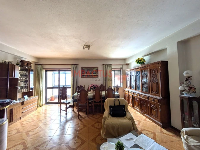 Apartamento T3 para Venda em Braga (Maximinos, Sé e Cividade) Foto 4