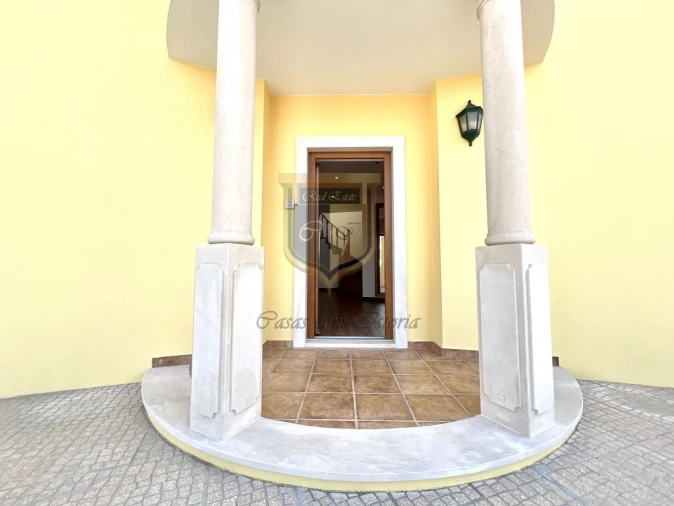 Moradia T5 para Venda em Cadaval e Pêro Moniz Foto 7