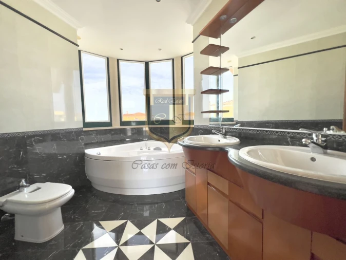 Moradia T5 para Venda em Cadaval e Pêro Moniz Foto 26