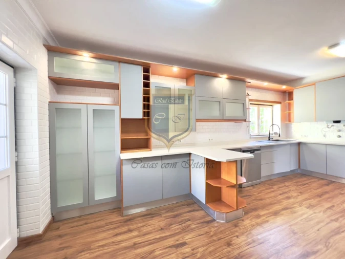 Moradia T5 para Venda em Cadaval e Pêro Moniz Foto 17