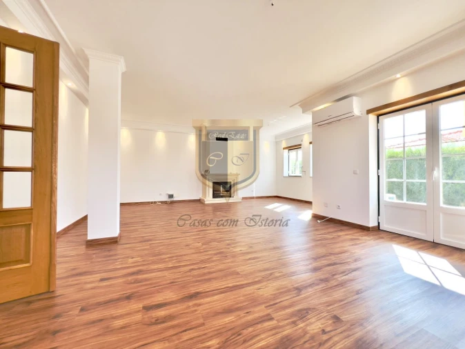 Moradia T5 para Venda em Cadaval e Pêro Moniz Foto 9