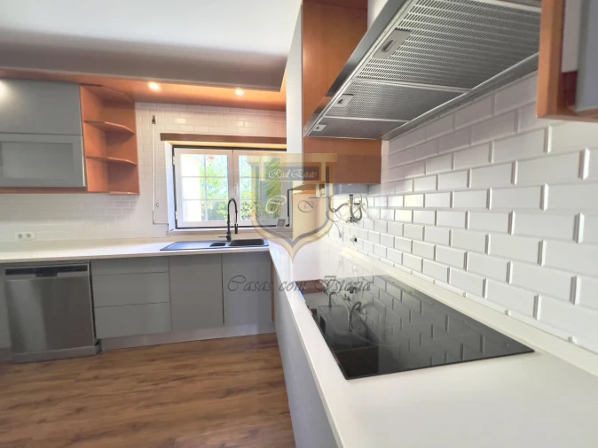 Moradia T5 para Venda em Cadaval e Pêro Moniz Foto 21