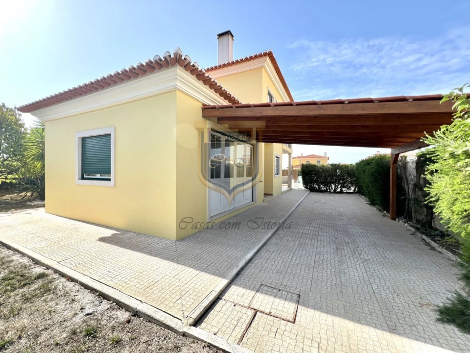 Moradia T5 para Venda em Cadaval e Pêro Moniz Foto 6