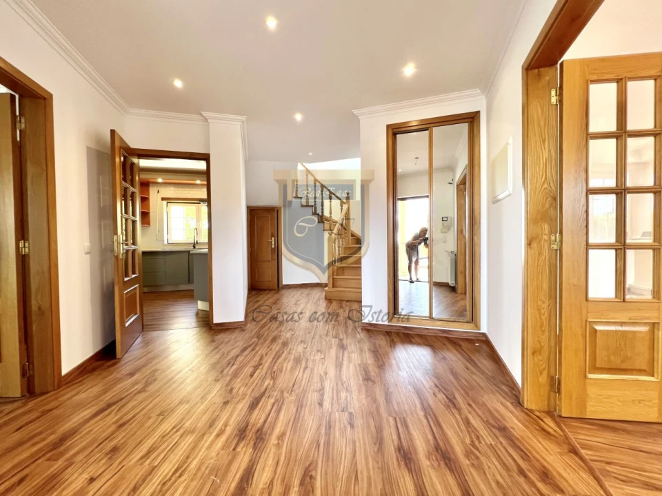 Moradia T5 para Venda em Cadaval e Pêro Moniz Foto 8