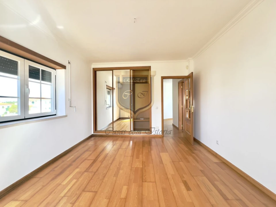 Moradia T5 para Venda em Cadaval e Pêro Moniz Foto 31