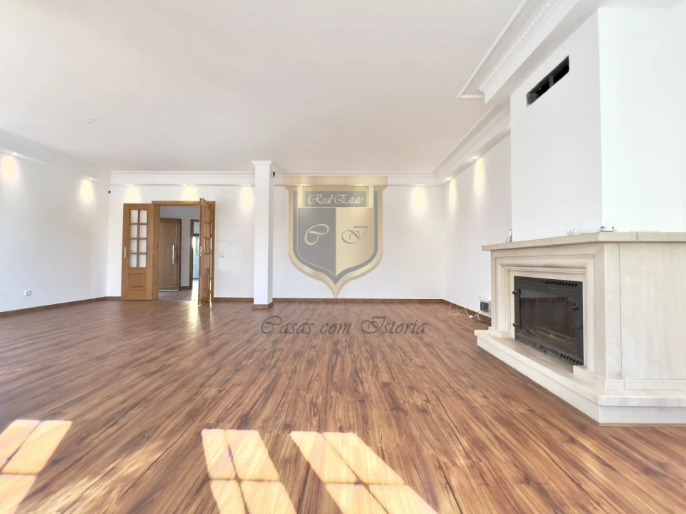 Moradia T5 para Venda em Cadaval e Pêro Moniz Foto 11