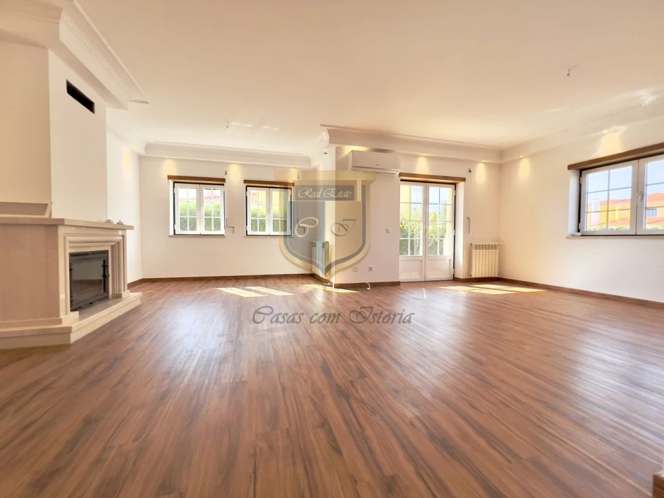 Moradia T5 para Venda em Cadaval e Pêro Moniz Foto 12