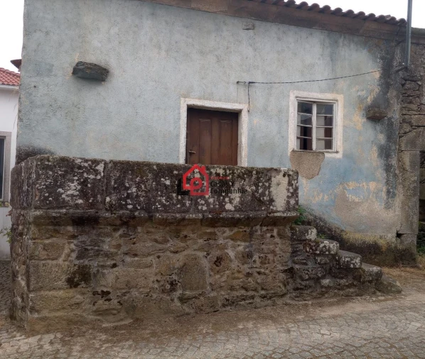 Moradia T2 para Venda em Satão