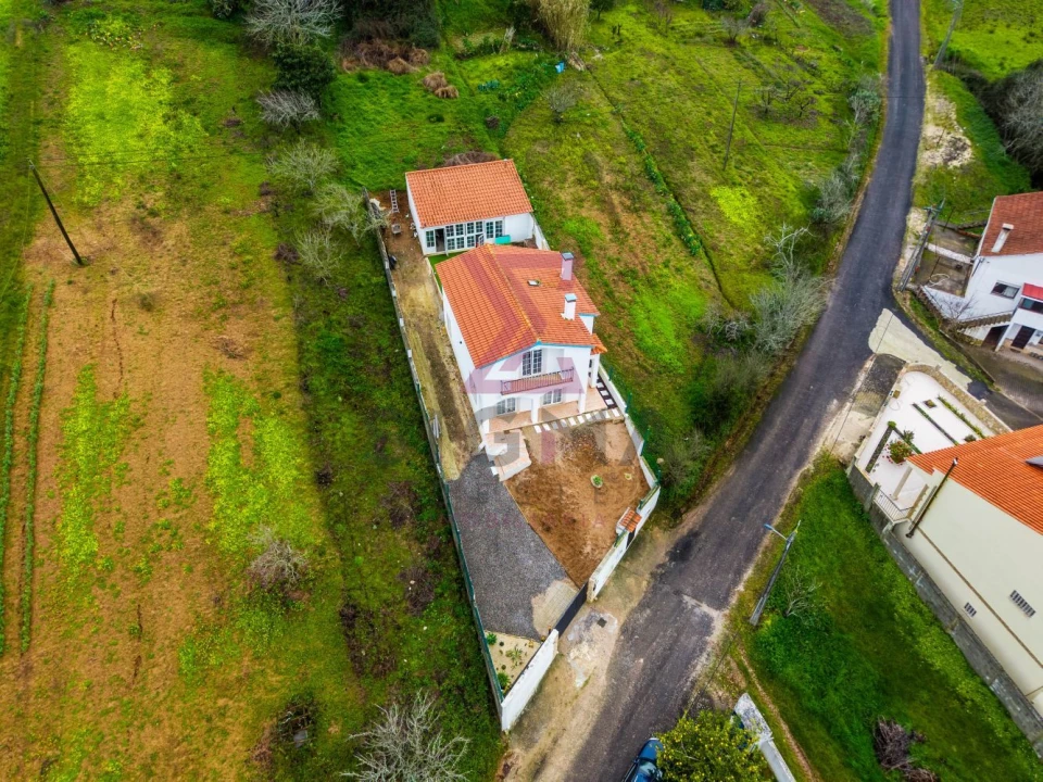 Moradia T2 para Venda em Nossa Senhora do Pópulo, Coto e São Gregório Foto 2